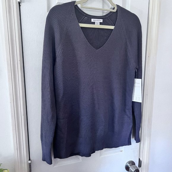 Athleta Hanover V-Neck Sweater S NWT in Plum - Picture 5 of 10